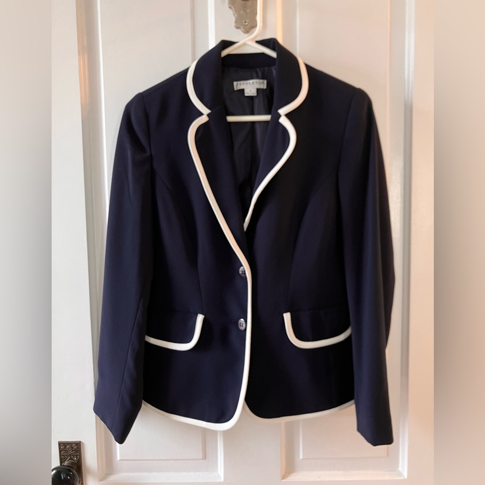 Pendleton Navy 2 Button Blazer with White Trim si… - image 2